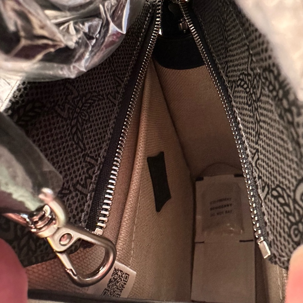 MCM  *NEW WITH TAGS *Himmel Tote Bag In Natural-Tone Soft Nappa - Picture 10 of 14